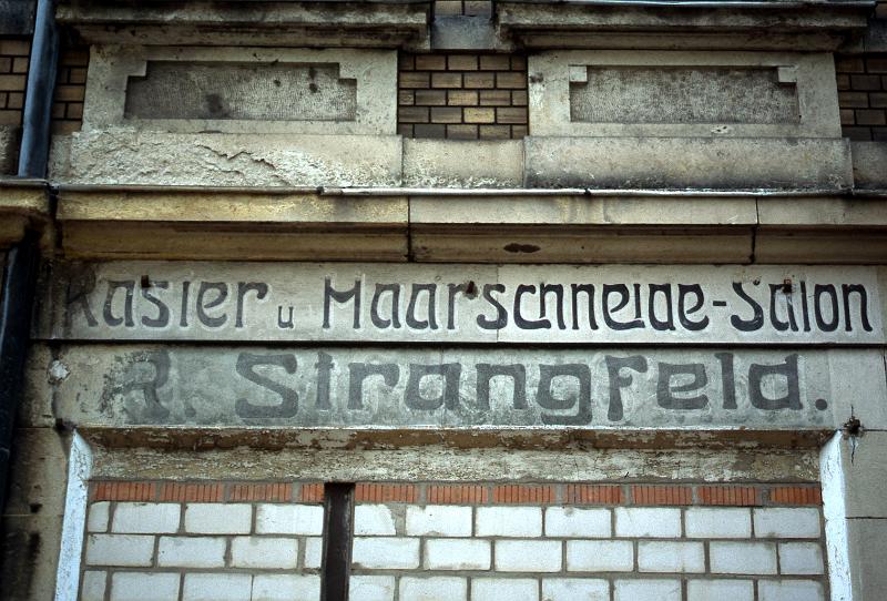 Dresden-Äußere Neustadt, Schönfeldstr. 15, 4.5.1996.jpg